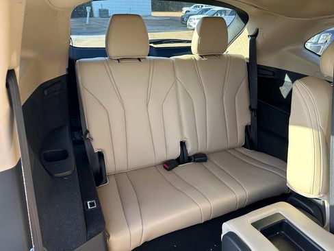 Used 2023 Acura MDX FWD w/ Technology Package image 27