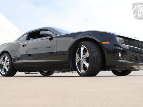 Used 2012 Chevrolet Camaro SS w/ Orange Stripe Package image 23