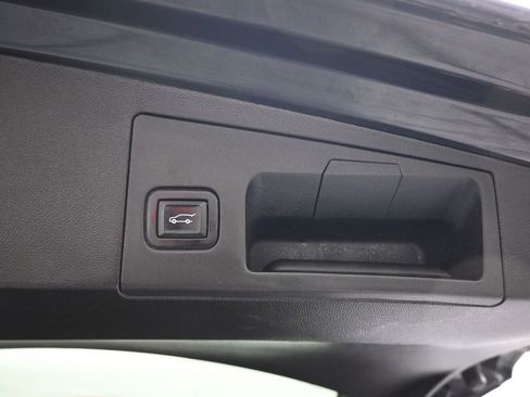 Used 2020 Cadillac XT5 Luxury image 44