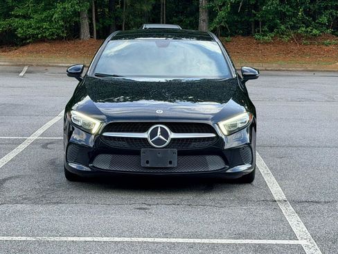 Used 2021 Mercedes-Benz A 220 image 3