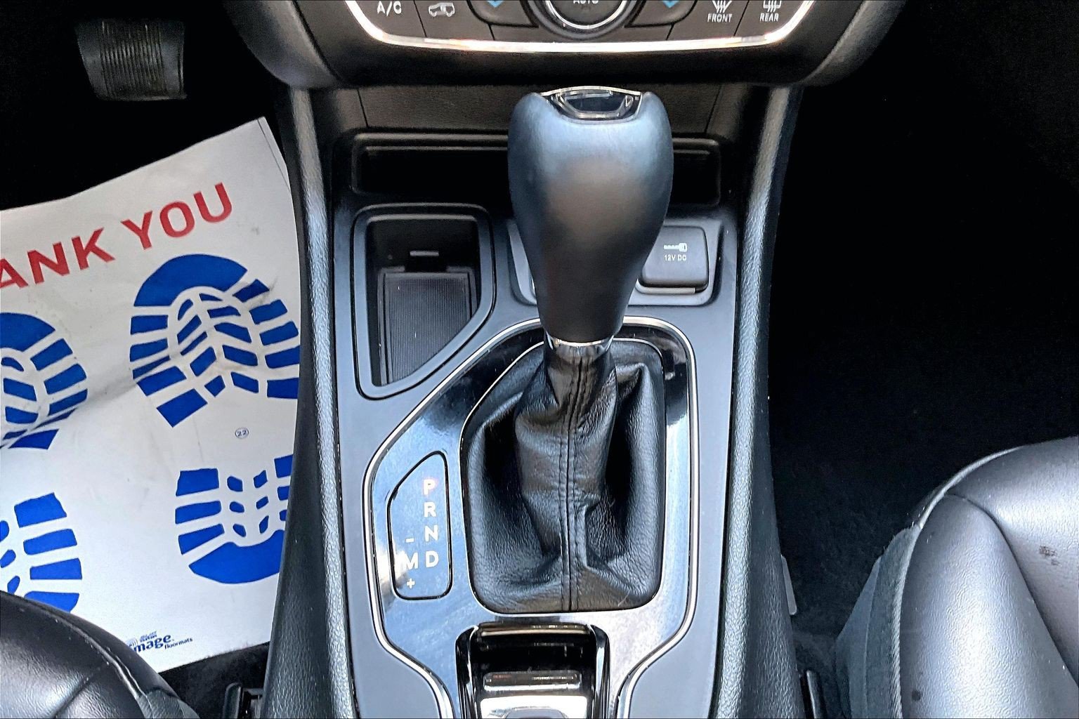 Used 2019 Jeep Cherokee Latitude Plus FWD image 33