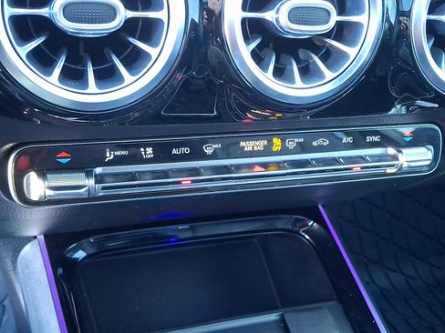 Used 2021 Mercedes-Benz GLA 250 GLA 250 image 19