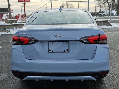 Certified 2025 Nissan Versa SV w/ Trunk Package image 5