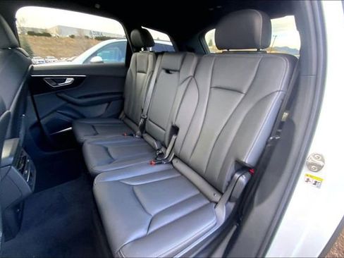 New 2026 Audi Q7 2.0T Premium image 9