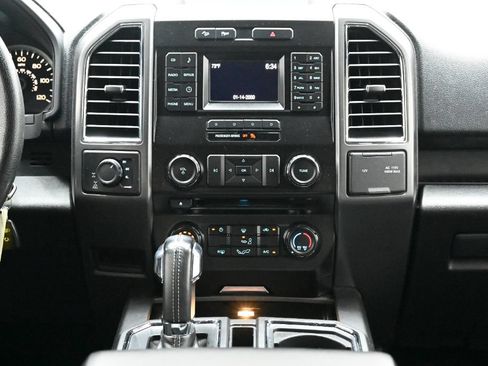 Used 2015 Ford F150 XLT w/ Equipment Group 301A Mid AWD/4WD image 28