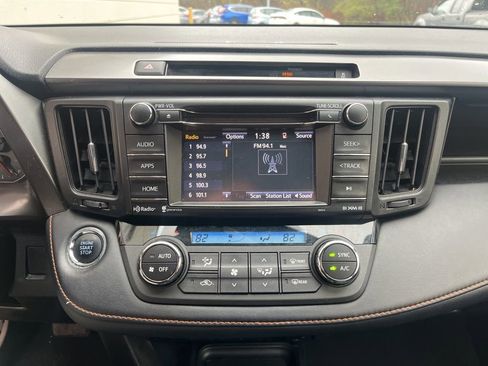 Used 2016 Toyota RAV4 SE AWD/4WD image 23