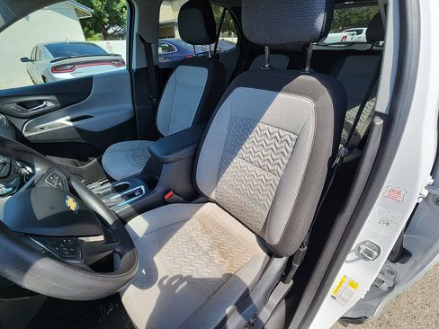 Used 2022 Chevrolet Equinox LT FWD image 13