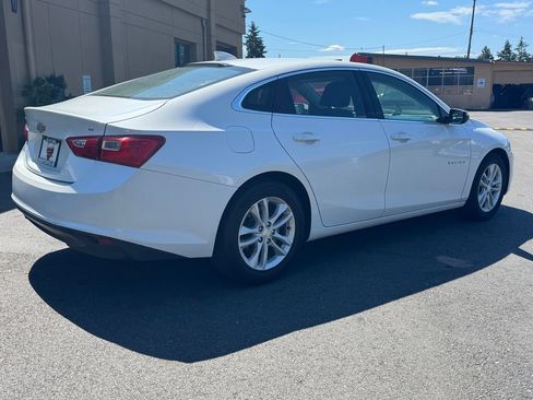 Used 2016 Chevrolet Malibu LT FWD image 7
