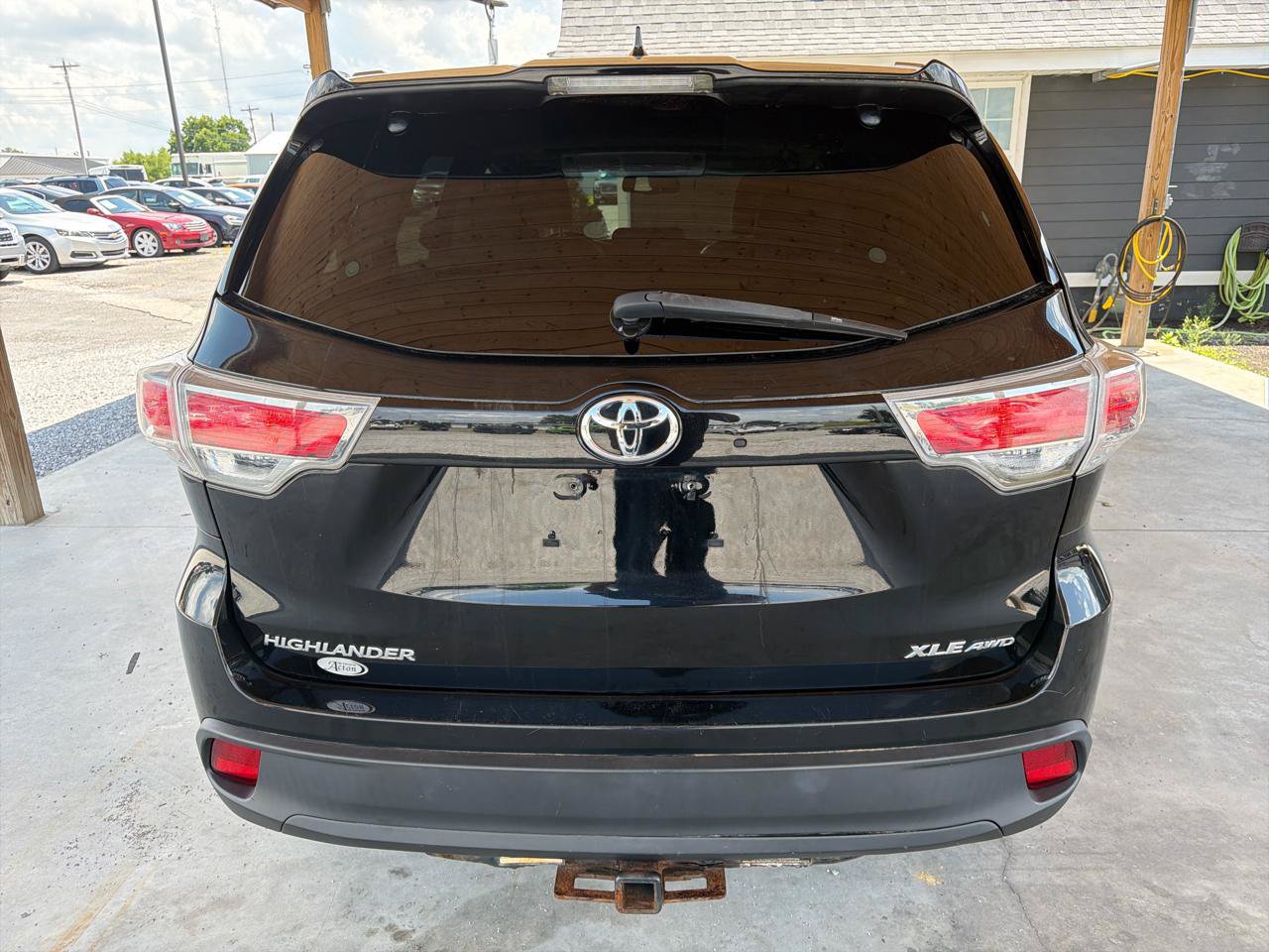 Used 2015 Toyota Highlander XLE AWD/4WD image 3