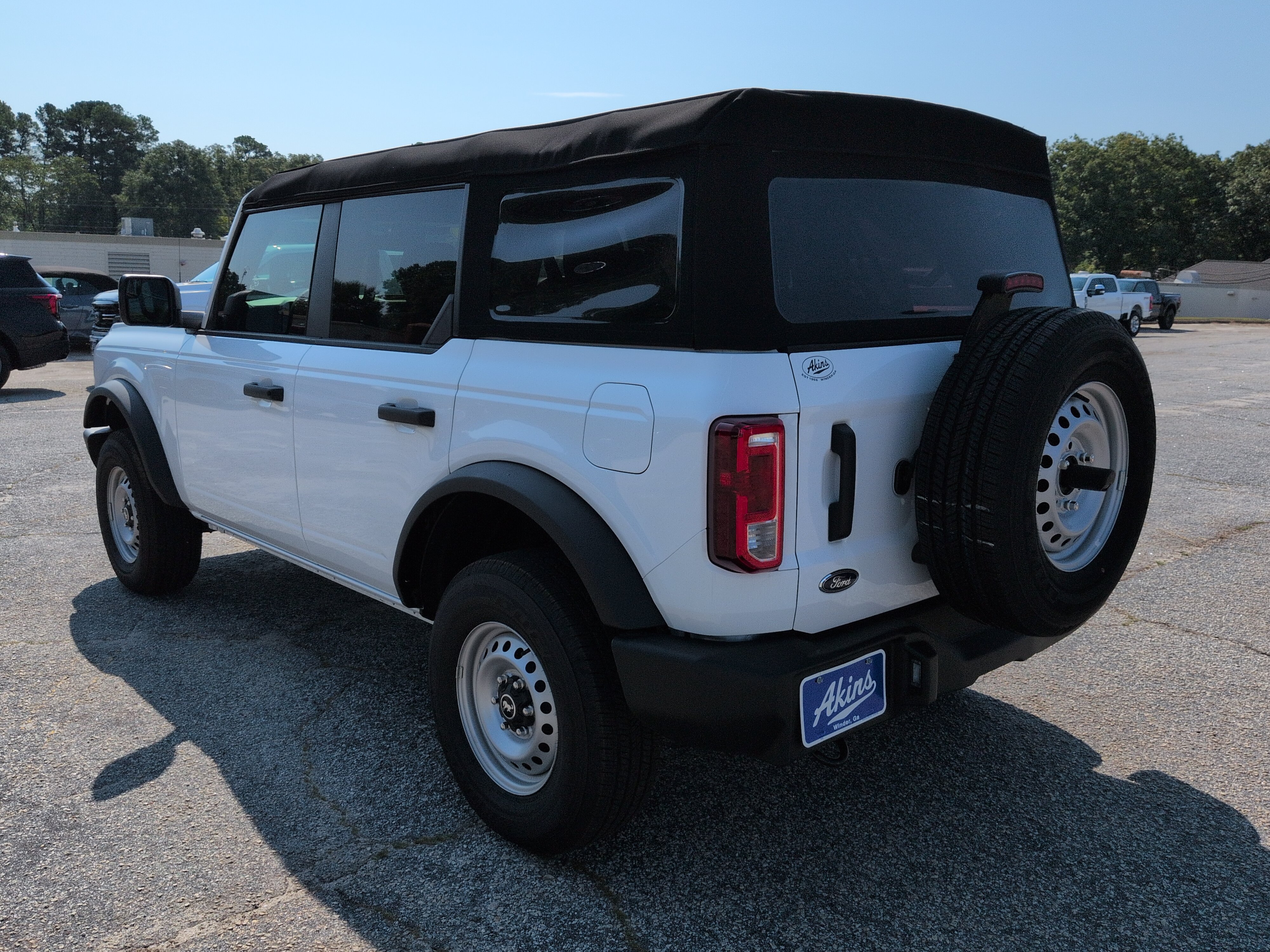 Used 2025 Ford Bronco 4-Door AWD/4WD image 5