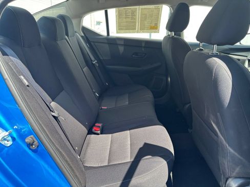 Used 2025 Nissan Sentra SV FWD image 37