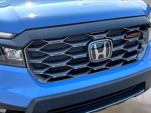 Used 2025 Honda Passport TrailSport image 29