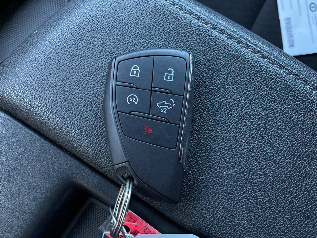 Used 2024 Chevrolet Silverado 1500 LT AWD/4WD image 27