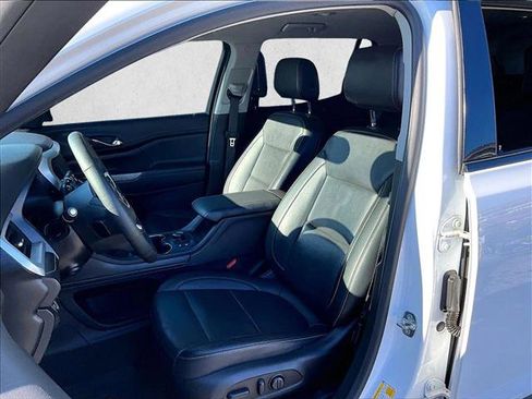 Certified 2023 GMC Acadia SLT w/ Elevation Edition image 23