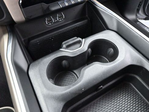 Used 2022 RAM 1500 Laramie image 25