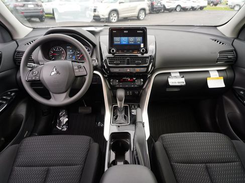 New 2026 Mitsubishi Eclipse Cross LE AWD/4WD image 23