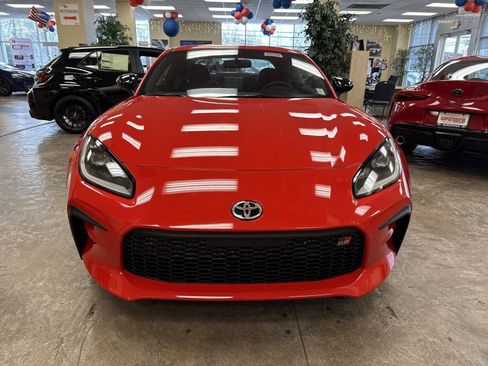 New 2025 Toyota GR86 Premium w/ Performance Package image 2