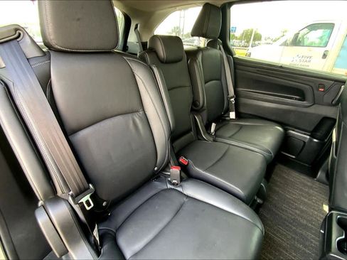 Used 2024 Honda Odyssey EX-L image 19