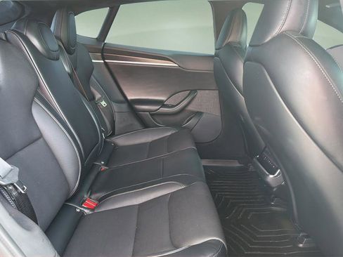 Used 2021 Tesla Model S Plaid image 21