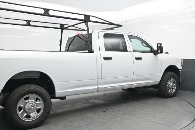 Used 2024 RAM 2500 Tradesman w/ Chrome Appearance Group AWD/4WD image 8