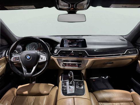 Used 2016 BMW 750i RWD image 25