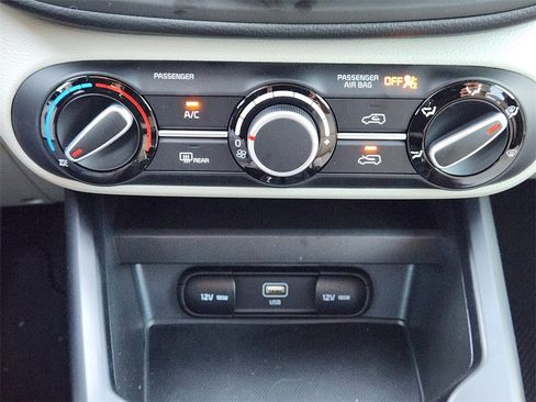 New 2025 Kia Soul LX image 14