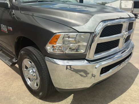 Used 2018 RAM 2500 Tradesman w/ Chrome Appearance Group RWD image 5