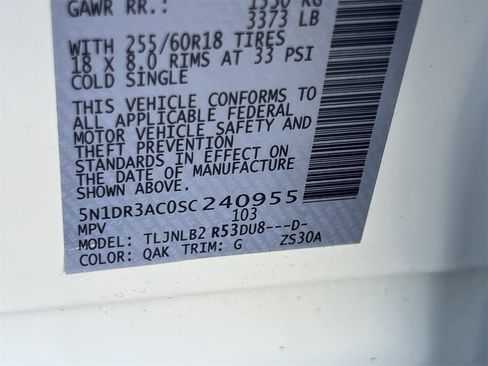 Certified 2025 Nissan Pathfinder S image 29