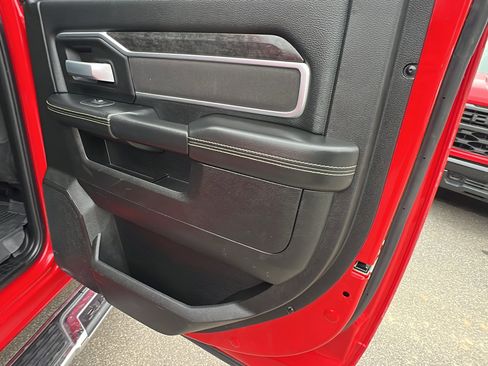 Used 2024 RAM 2500 Big Horn w/ Bed Utility Group image 20