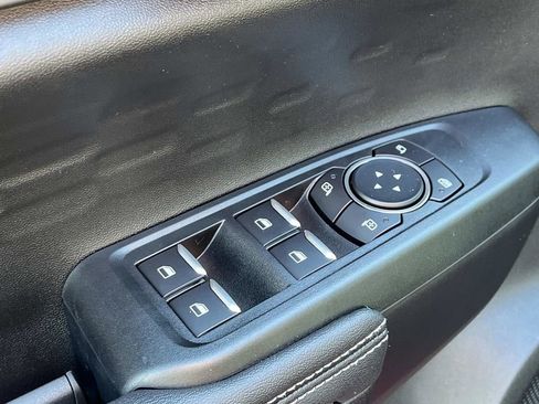 Used 2025 Ford Ranger XLT w/ Chrome Accent Package image 24