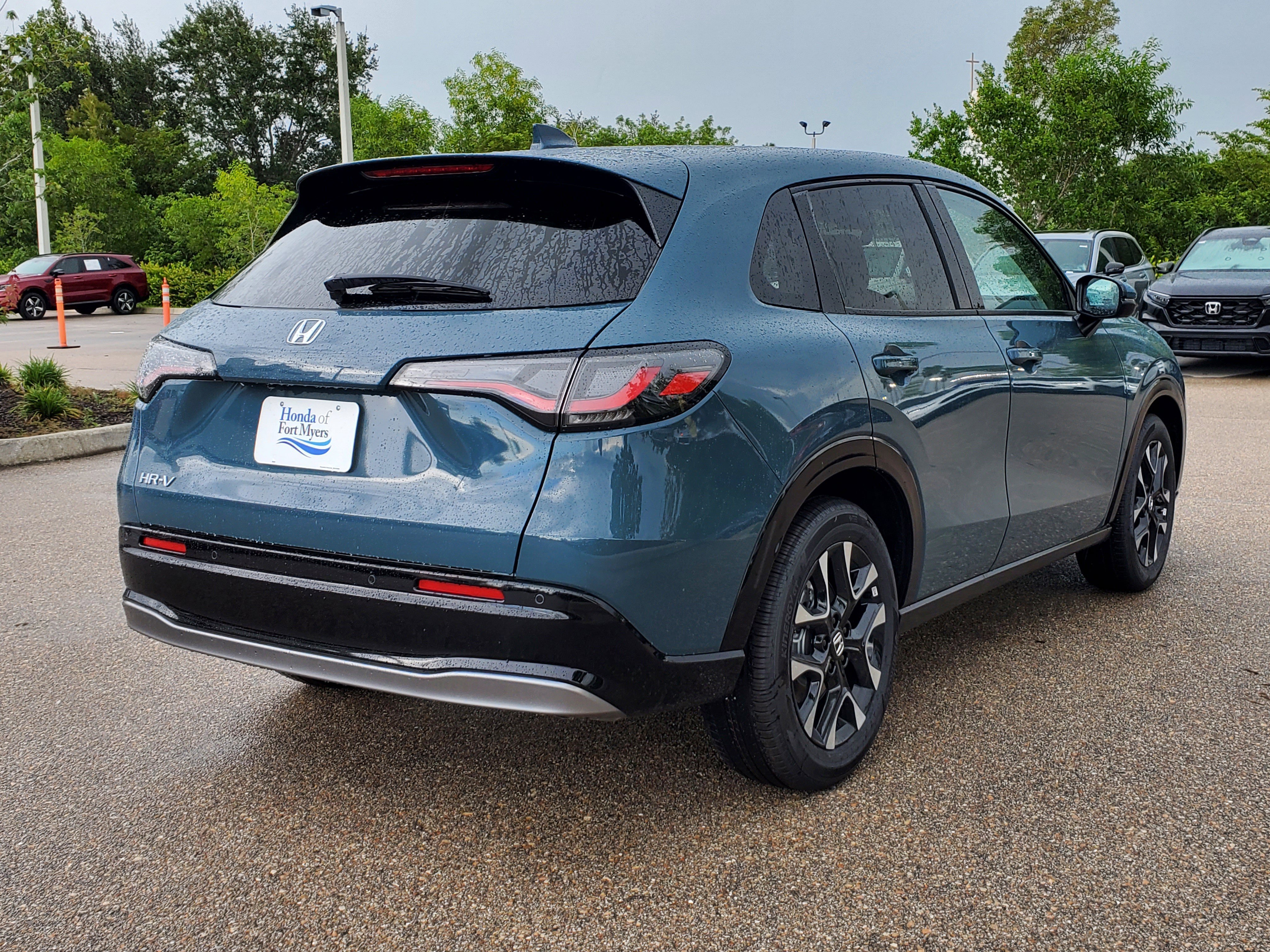 New 2027 Honda HR-V EX-L image 3