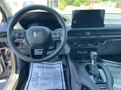 Used 2026 Honda HR-V LX image 13