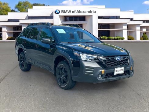 Used 2022 Subaru Outback Wilderness AWD/4WD image 3