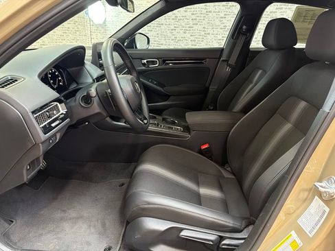 Used 2025 Honda Civic Sport image 24
