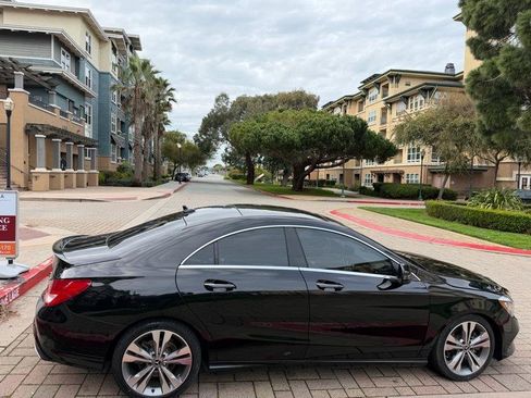 Used 2018 Mercedes-Benz CLA 250 image 16