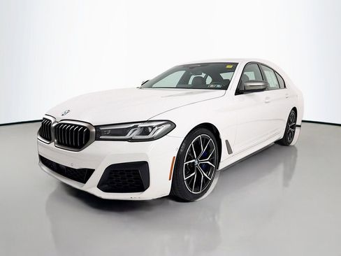 Used 2021 BMW M550i xDrive w/ Dynamic Handling Package image 3