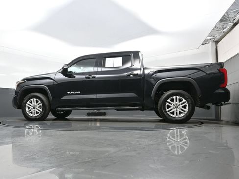 Used 2023 Toyota Tundra SR5 w/ SR5 Convenience Package AWD/4WD image 27