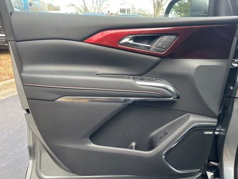 New 2026 Chevrolet Traverse RS w/ LPO, Floor Liner Package image 15