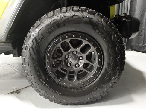 Used 2022 Jeep Wrangler Unlimited Sport image 21