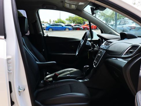 Used 2016 Buick Encore FWD image 30