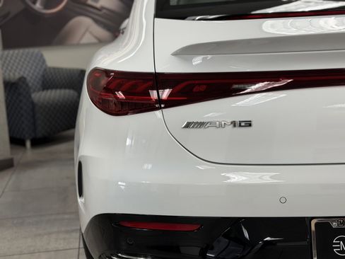 Used 2023 Mercedes-Benz EQE AMG 4MATIC Sedan image 10