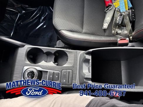 Used 2025 Ford Escape ST-Line AWD/4WD image 19