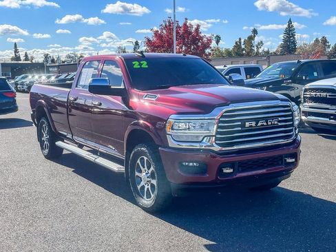 Used 2022 RAM 3500 Limited w/ Body Color Bumper Group image 5