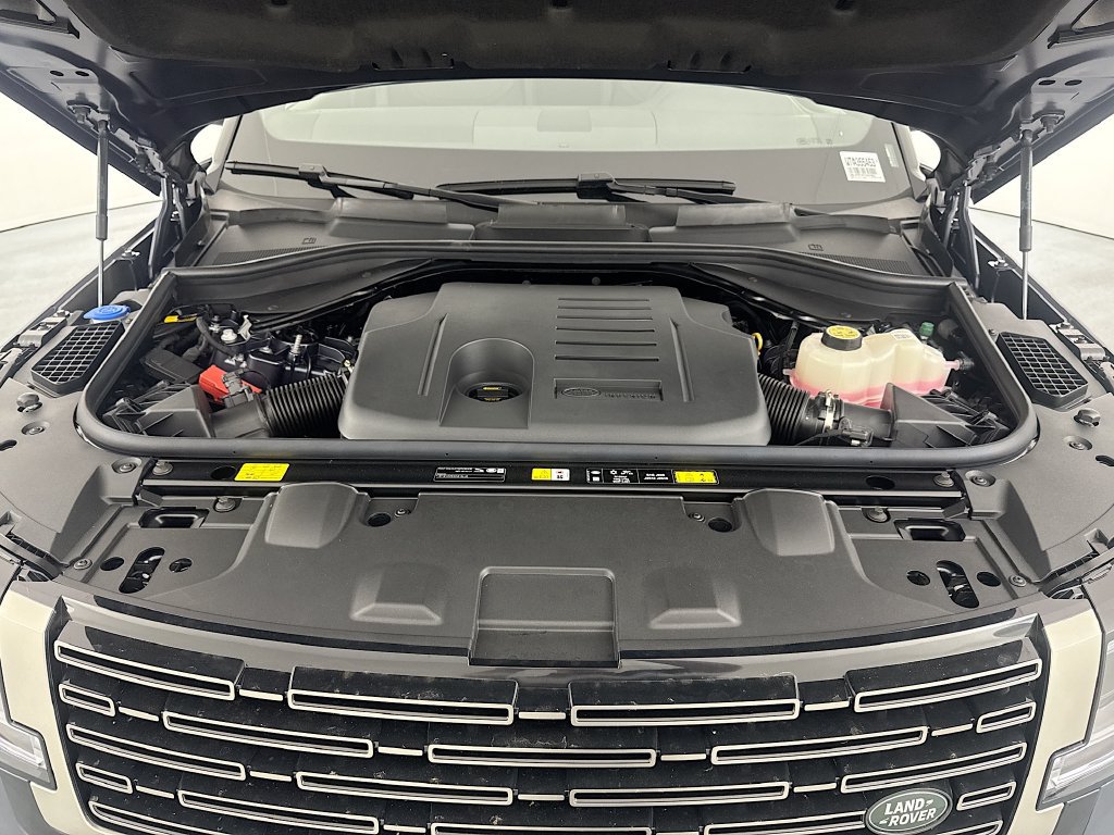 New 2026 Land Rover Range Rover SE AWD/4WD image 30