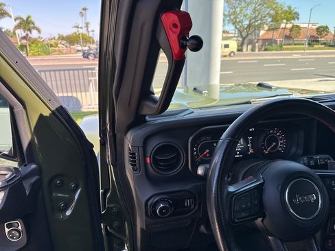 Used 2024 Jeep Wrangler Unlimited Rubicon 392 AWD/4WD image 26