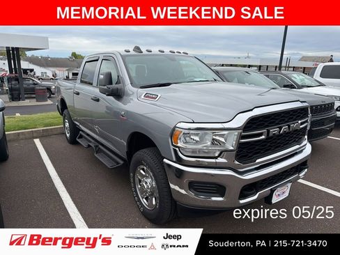 Used 2024 RAM 2500 Tradesman w/ Chrome Appearance Group AWD/4WD image 1
