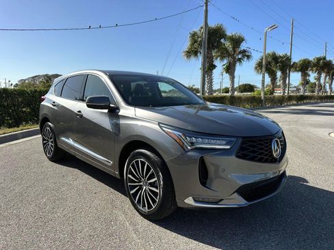 Used 2025 Acura RDX SH-AWD w/ Advance Package image 6