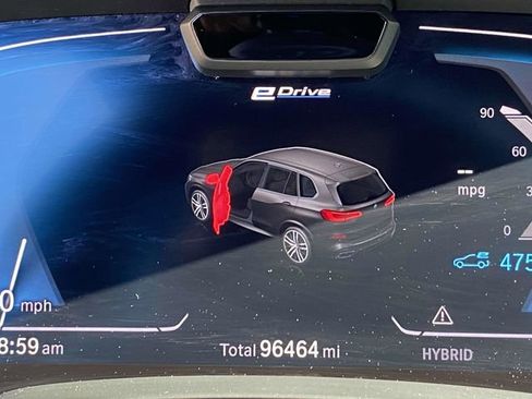 Used 2022 BMW X5 xDrive45e w/ M Sport Package image 27