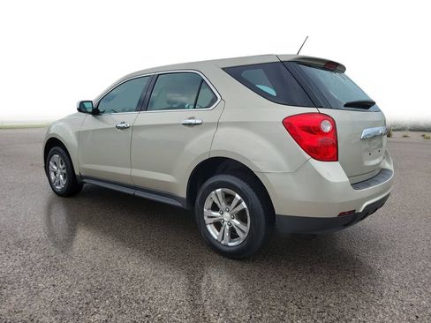 Used 2015 Chevrolet Equinox LS FWD image 3