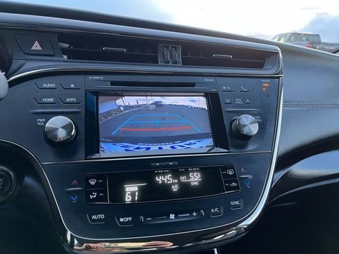 Used 2016 Toyota Avalon XLE image 41